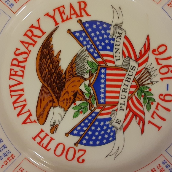 Spencer 200th Anniversary 1776-1976 Collectible Plate Red, Blue, White 9" - Picture 2 of 6